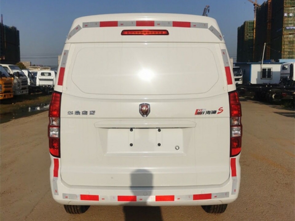 國(guó)六金杯海獅面包冷藏車