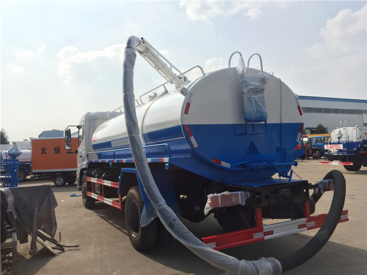 東風(fēng)天錦12.5方吸糞車(chē)