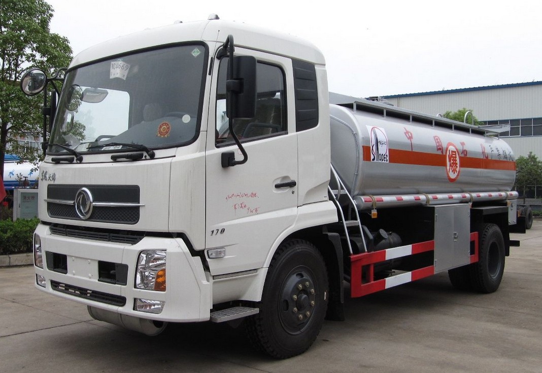 東風(fēng)天錦運油車14立方