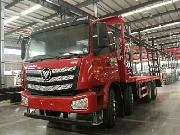 【國(guó)五】歐曼前四后八挖機(jī)平板車