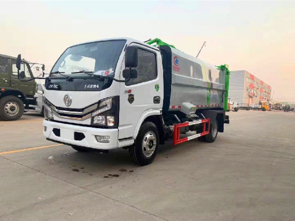 東風(fēng)小多利卡國(guó)六7方側(cè)裝垃圾車(chē)