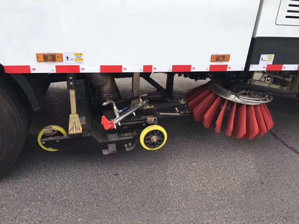 東風(fēng)天錦7水9塵洗掃車(國六)