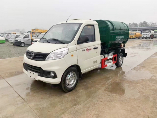 福田祥菱汽油國(guó)六車(chē)廂可卸(3方鉤臂)式垃圾車(chē)