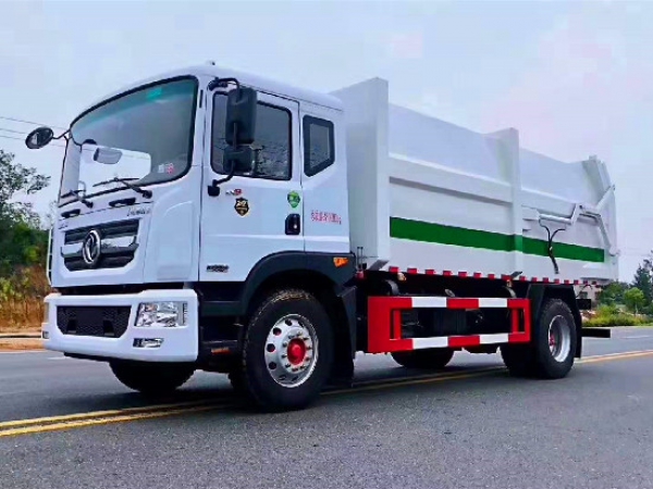 程力威牌CLW5180ZDJ6型壓縮式對接垃圾車