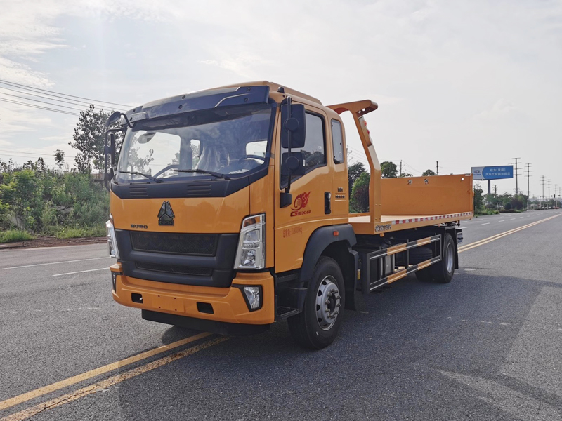 國六重汽豪沃重載型一拖二清障車