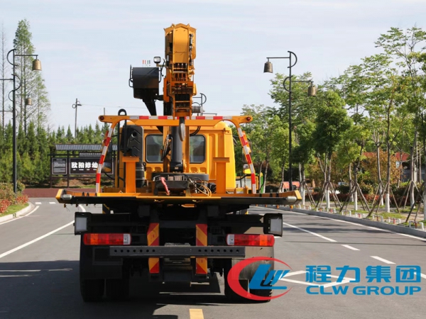 國六解放龍V帶吊平板清障拖車