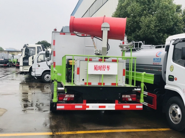國(guó)六江鈴8方噴霧抑塵車報(bào)價(jià)