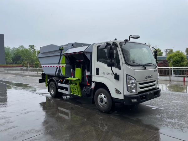 江鈴雙倉垃圾車,垃圾分類運(yùn)輸車